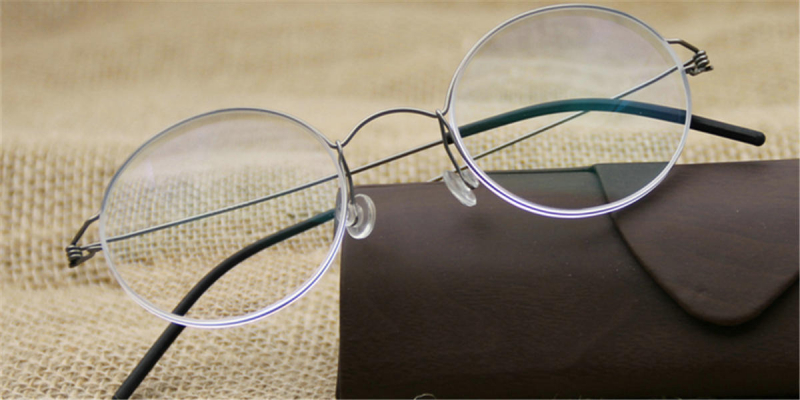 Titanium round eyeglasses for men, Gun Gray