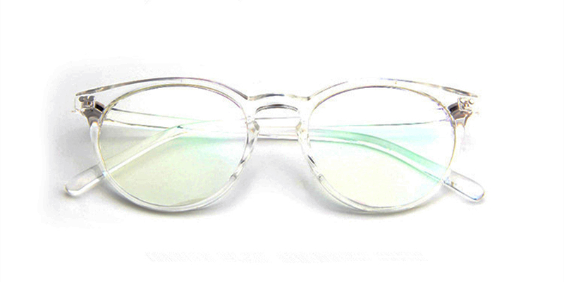 Clear Wine Wayfarer Round glasses for Oval Face