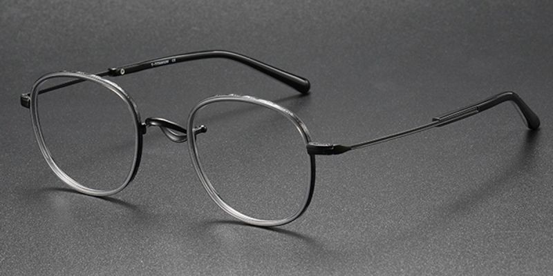 Tortoise Saddle Bridge Titanium Frames for High Prescriptions