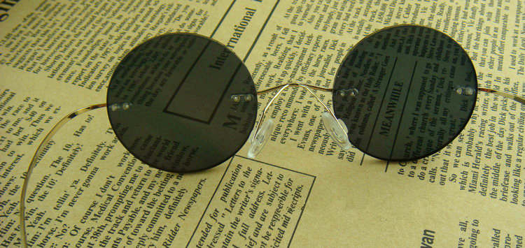 Titanium Round Rimless Sunglasses for Men, Golden