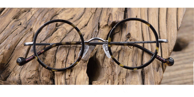 Round Shape Eyeglasses Tortoise Frame