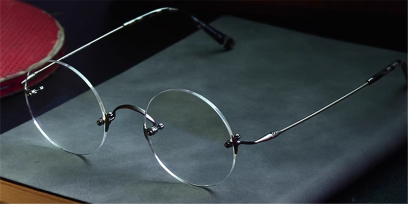Steve Jobs Glasses：Image from Developer to Executives-Gun