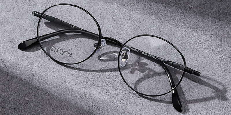 Oval Pure Titanium Womens Eyeglasses Frames | You Deserve to Have-Black
