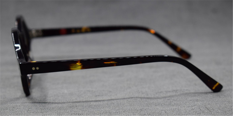 Tortoise Round Glasses Forever Enduring and Popular Trend