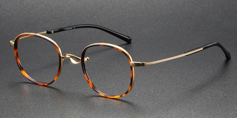 Tortoise Saddle Bridge Titanium Frames for High Prescriptions-Tortoise