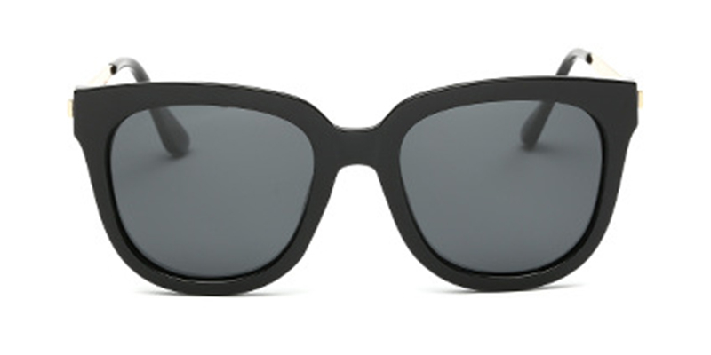 Oversized polarized wayfarer sunglasses, gray lens